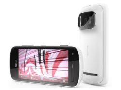 Nokia 808 PureView ushers in a revolution in smartphone imaging 